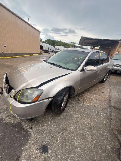 2006 Nissan Altima Location - Imports - Row 22 - Stock # H53791