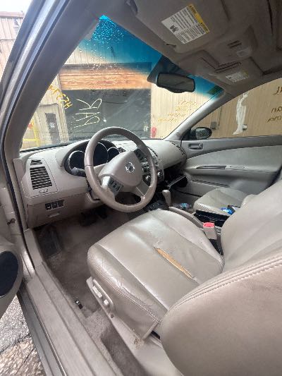 2006 Nissan Altima Location - Imports - Row 22 - Stock # H53791