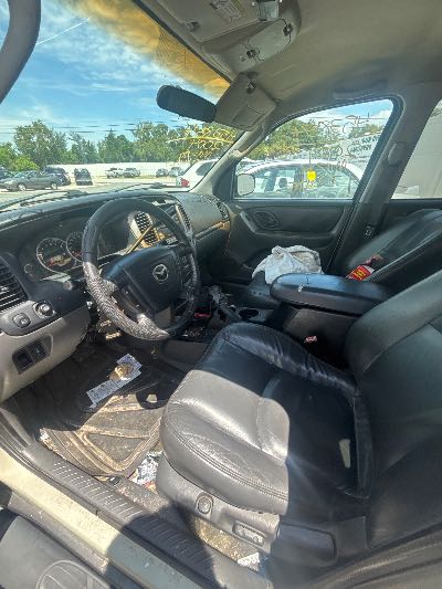 2004 Mazda Tribute Location - Ford - Row 32 - Stock # H53854
