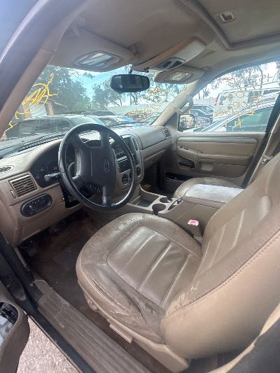 2003 Ford Explorer Location - Ford - Row 32 - Stock # H53883