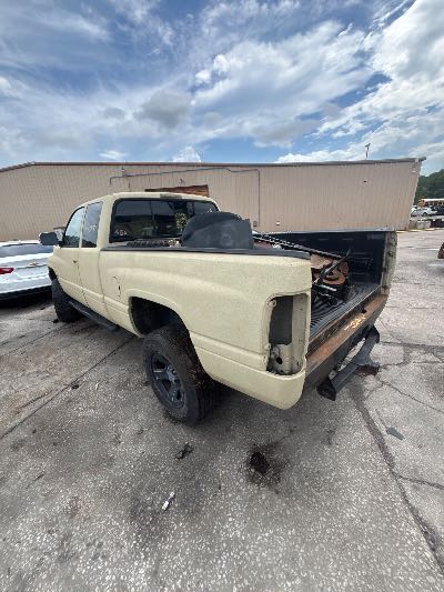 1997 Dodge Ram 1500 Location - Large Trucks & Vans - Row 29 - Stock # H53559