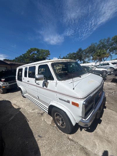 1995 GMC Vandura Location - Large Trucks & Vans - Row 29 - Stock # H53903