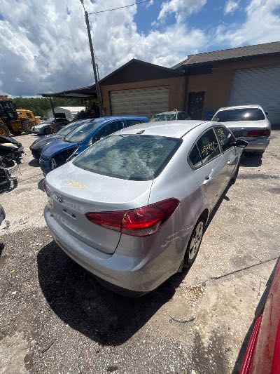 2017 Kia Forte Location - Imports - Row 26 - Stock # H53888