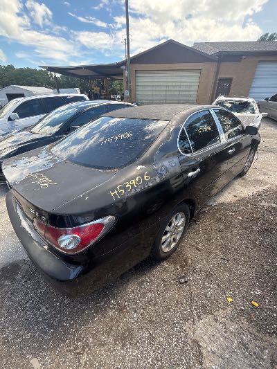 2003 Lexus ES 300 Location - Imports - Row 26 - Stock # H53906