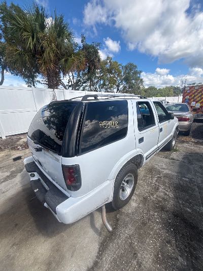 2000 Chevrolet Blazer Location - GM - Row 25 - Stock # H53918