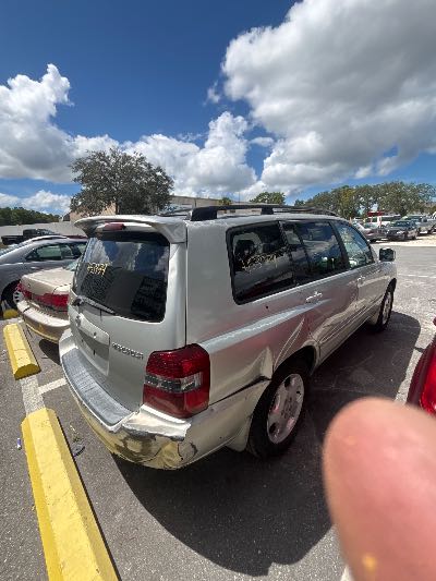 2004 Toyota Highlander Location - Imports - Row 999 - Stock # H53939