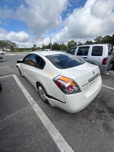 2011 Nissan Altima Location - Imports - Row 31 - Stock # H53841