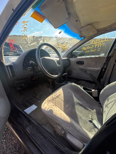 1999 Saturn SW2 Location - GM - Row 40 - Stock # H53976