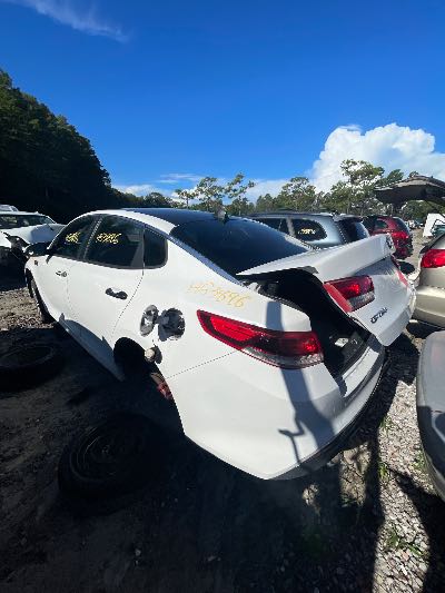 2016 Kia Optima Location - Imports - Row 25 - Stock # H53896