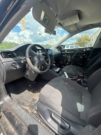 2011 Volkswagen Jetta Location - Imports - Row 44 - Stock # H54012