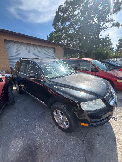 2005 Volkswagen Touareg Location - Imports - Row 43 - Stock # H54021