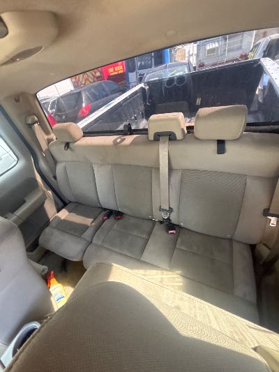 2004 Ford F-150 Location - Large Trucks & Vans - Row 32 - Stock # H54027