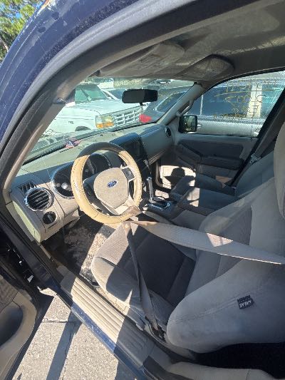 2007 Ford Explorer Location - Ford - Row 34 - Stock # H54041