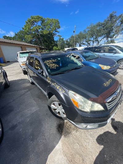 2011 Subaru Outback Location - Imports - Row 43 - Stock # H53837