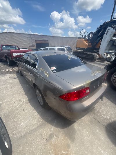 2007 Buick Lucerne Location - GM - Row 25 - Stock # H54063