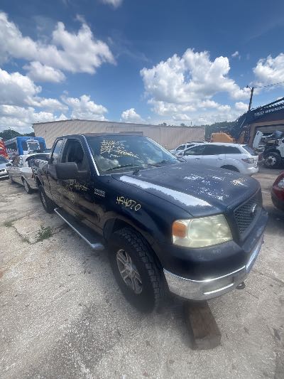 2005 Ford F-150 Location - Large Trucks & Vans - Row 32 - Stock # H54070