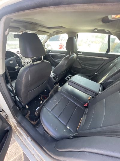 2009 Volkswagen Jetta Location - Imports - Row 4 - Stock # H54111