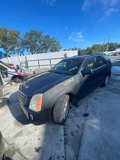 2005 Cadillac SRX Location - GM - Row 27 - Stock # H53548