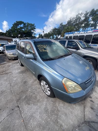 2006 Kia Sedona Location - Imports - Row 3 - Stock # H54127