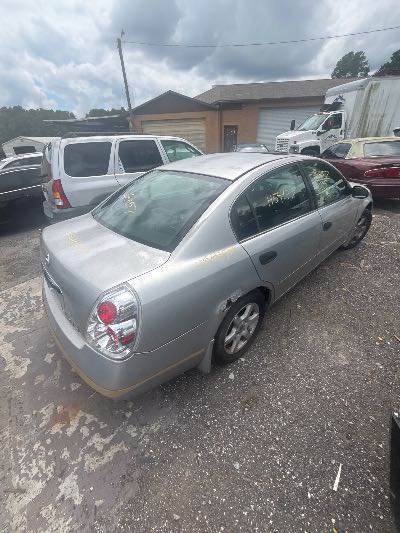 2005 Nissan Altima Location - Imports - Row 6 - Stock # H54157