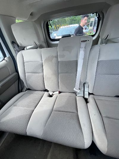 2006 Ford Explorer Location - Ford - Row 37 - Stock # H54101