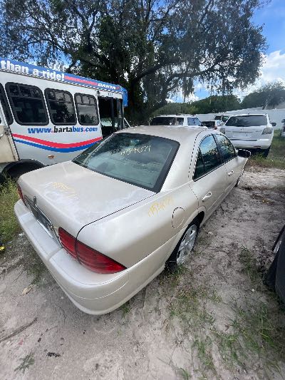 2001 Lincoln LS Location - Ford - Row 25 - Stock # H54071