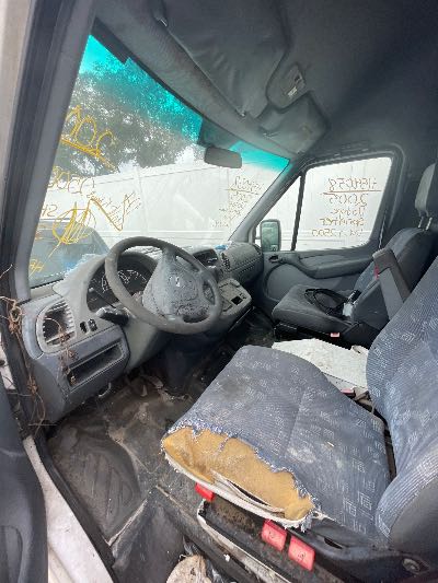 2005 Dodge Sprinter Van Location - Large Trucks & Vans - Row 48 - Stock # H54058