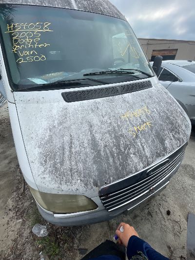 2005 Dodge Sprinter Van Location - Large Trucks & Vans - Row 48 - Stock # H54058