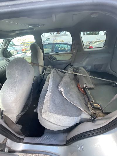 2001 Mazda Tribute Location - Ford - Row 36 - Stock # H54170