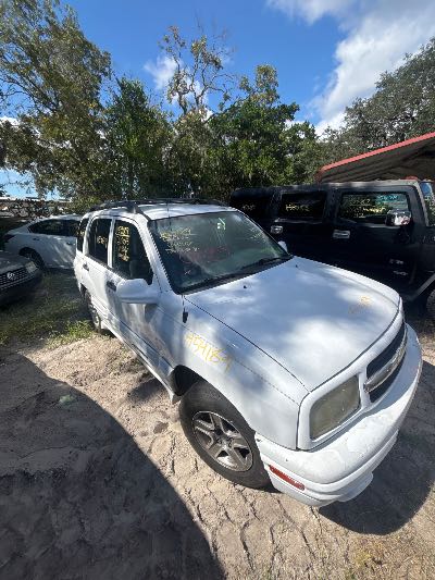 2003 Chevrolet Tracker Location - GM - Row 31 - Stock # H54189