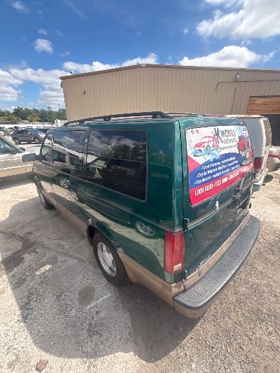 2000 Chevrolet Astro Location - GM - Row 31 - Stock # H54201