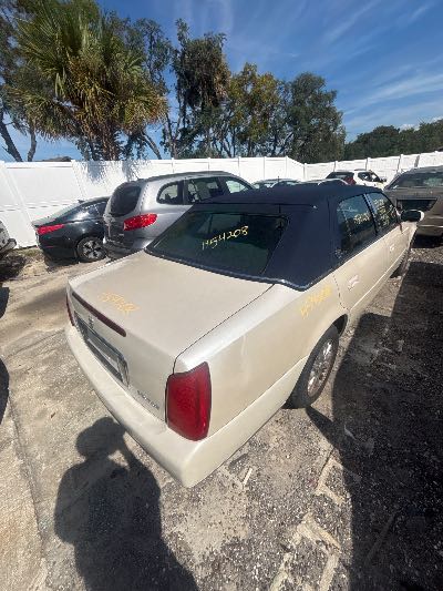 2002 Cadillac DeVille Location - GM - Row 29 - Stock # H54208