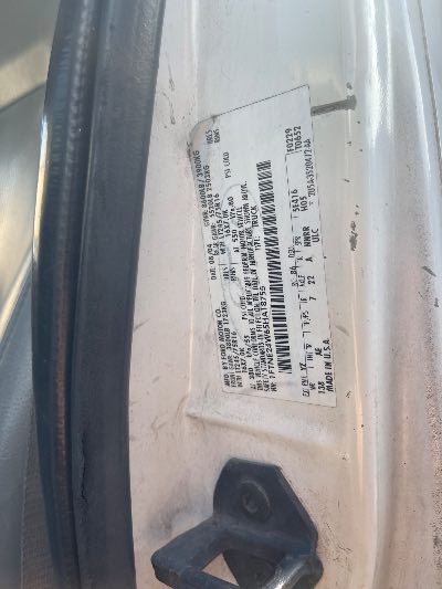 2005 Ford Econoline Location - Large Trucks & Vans - Row 48 - Stock # H54221