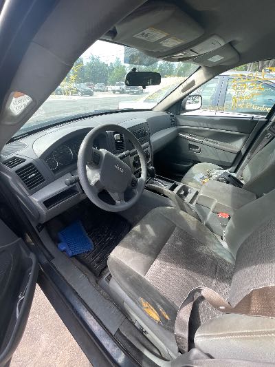 2007 Jeep Grand Cherokee Location - Chrysler - Row 40 - Stock # H54075