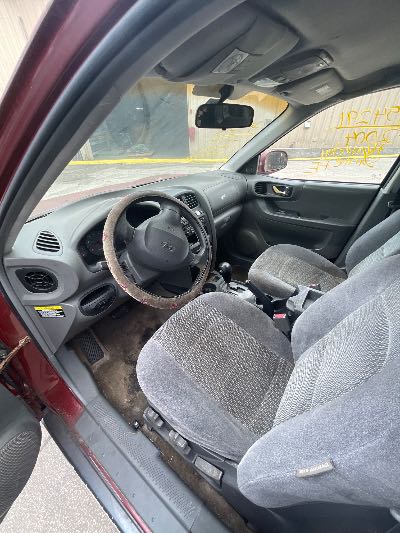 2004 Hyundai Santa Fe Location - Imports - Row 10 - Stock # H54291