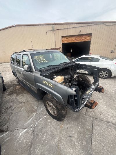 2000 Chevrolet Suburban Location - Large Trucks & Vans - Row 34 - Stock # H54301