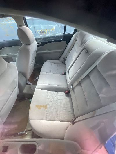 2006 Ford Fusion Location - Ford - Row 37 - Stock # H54277