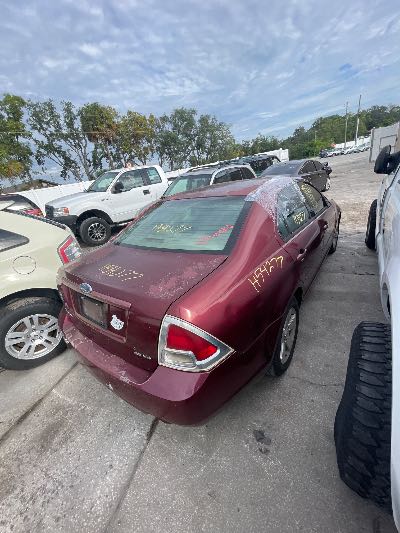 2006 Ford Fusion Location - Ford - Row 37 - Stock # H54277