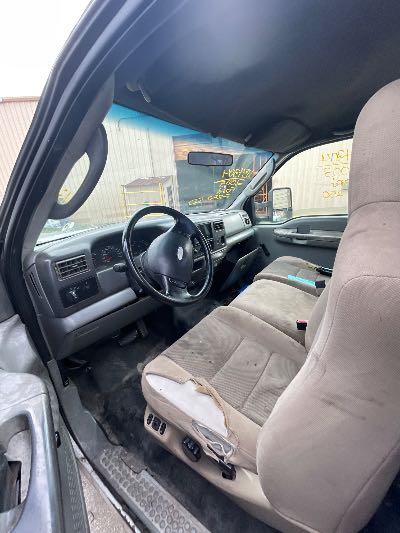 2003 Ford F-250 SD Location - Large Trucks & Vans - Row 34 - Stock # H54304