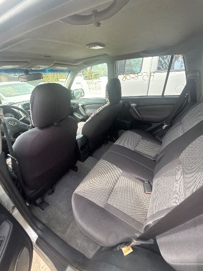 2004 Toyota RAV4 Location - Imports - Row 10 - Stock # H54308