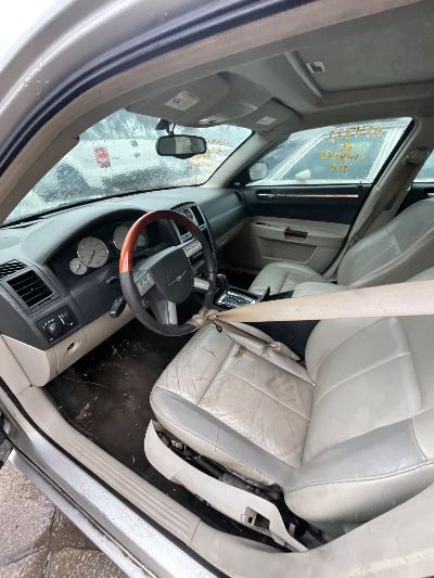 2005 Chrysler 300 Location - Chrysler - Row 42 - Stock # H54332
