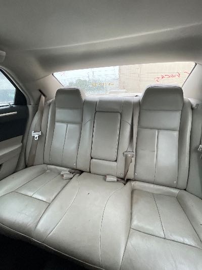 2005 Chrysler 300 Location - Chrysler - Row 42 - Stock # H54332