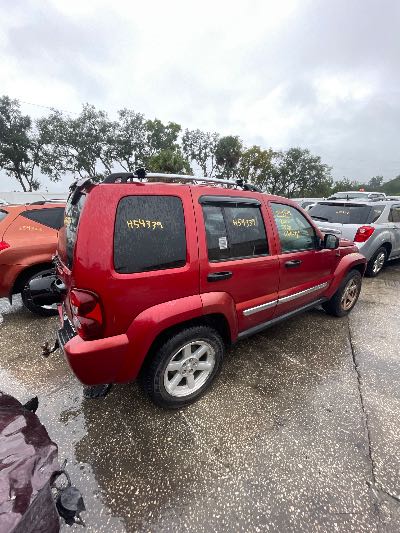 2006 Jeep Liberty Location - Chrysler - Row 41 - Stock # H54339