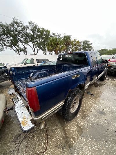 1998 Chevrolet C/K 1500 Location - Large Trucks & Vans - Row 49 - Stock # H54320