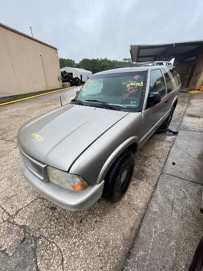 2001 GMC Jimmy Location - GM - Row 32 - Stock # H54329