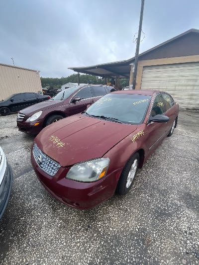 2005 Nissan Altima Location - Imports - Row 15 - Stock # H54344