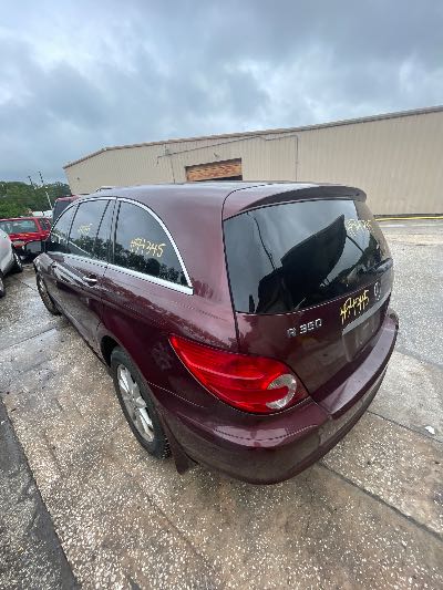 2006 Mercedes-Benz R-Class Location - Imports - Row 15 - Stock # H54345