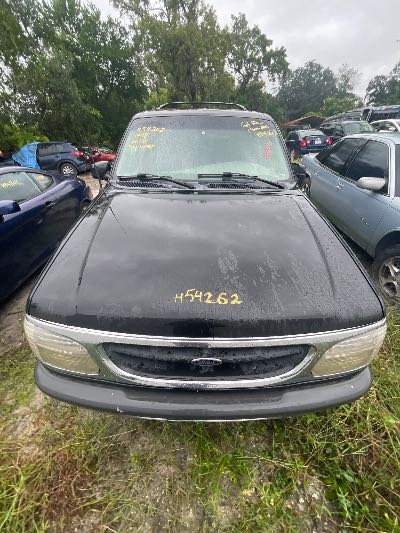 1998 Ford Explorer Location - Ford - Row 27 - Stock # H54262