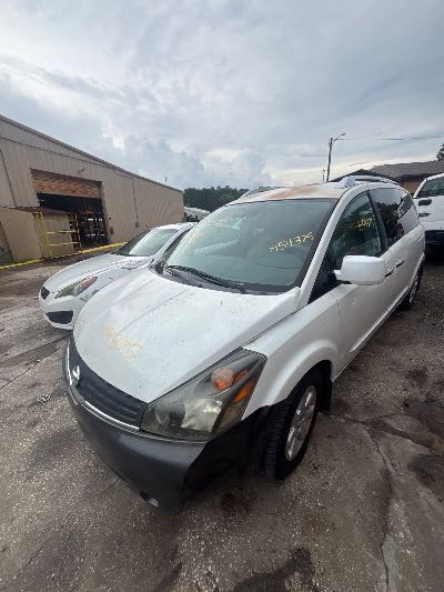 2009 Nissan Quest Location - Imports - Row 15 - Stock # H54375