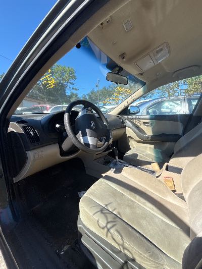 2009 Hyundai Elantra Location - Imports - Row 15 - Stock # H54390